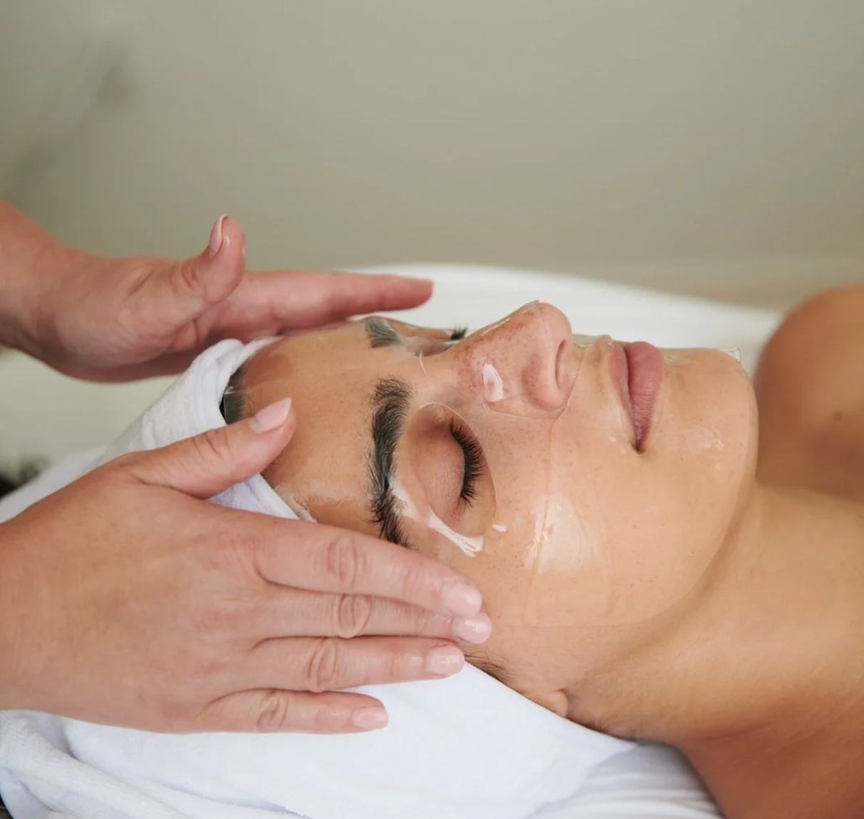 Neogenesis Beta Glucan Hydrogel Mask